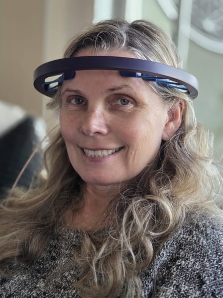 Patient wearing the MMT headset